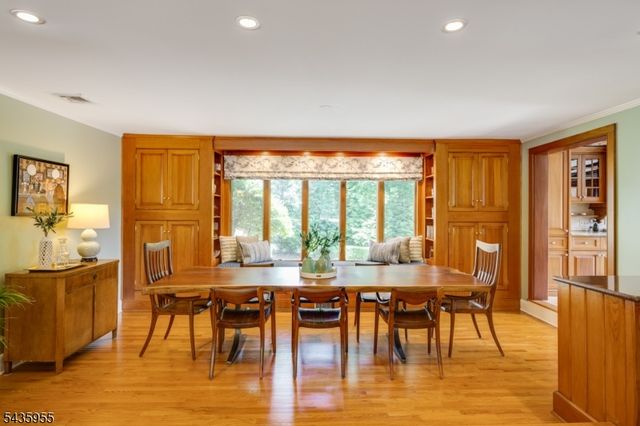 43 Knox Hill Rd, Morris Twp., NJ 07960