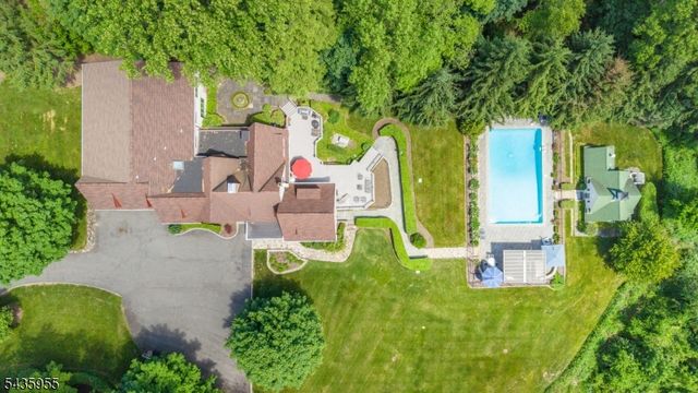43 Knox Hill Rd, Morris Twp., NJ 07960