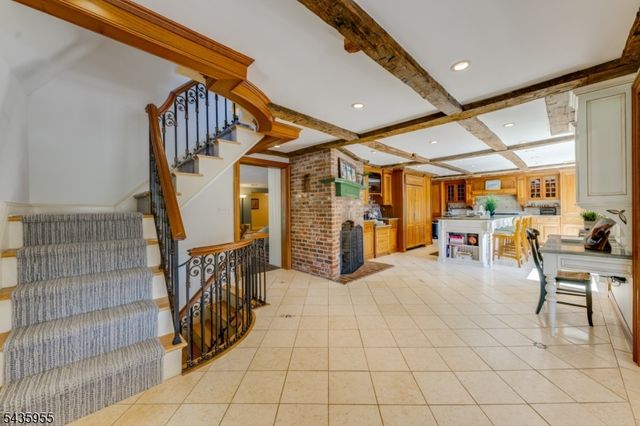 43 Knox Hill Rd, Morris Twp., NJ 07960