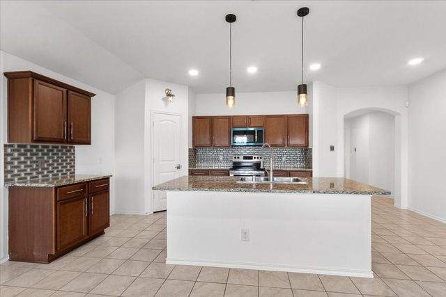 803 Quartz Trail, Princeton, TX 75407