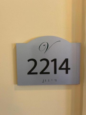 10 Crystal Springs Road 2214, San Mateo, CA 94402