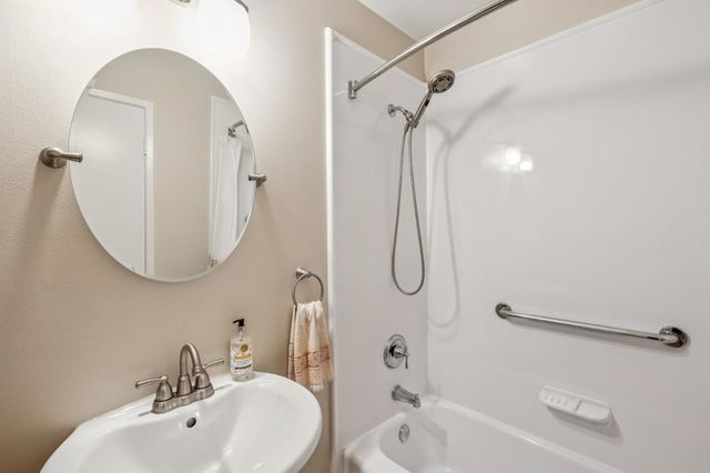 1915 Mount Vernon Court 14, Mountain View, CA 94040