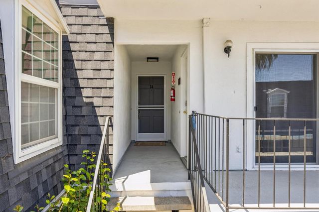 1915 Mount Vernon Court 14, Mountain View, CA 94040