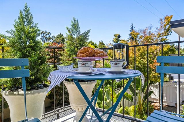 1915 Mount Vernon Court 14, Mountain View, CA 94040