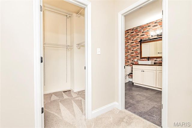 3456 Harbor Crossing Drive, St Charles, MO 63301