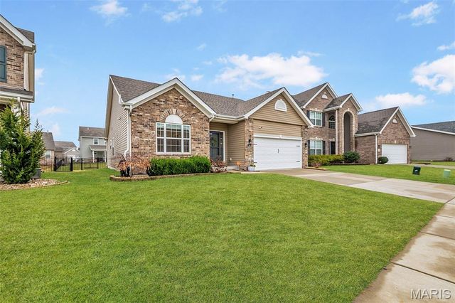 3456 Harbor Crossing Drive, St Charles, MO 63301