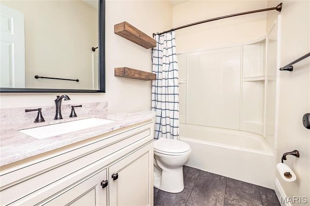 3456 Harbor Crossing Drive, St Charles, MO 63301