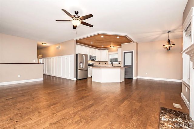 3456 Harbor Crossing Drive, St Charles, MO 63301