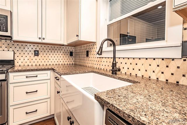 3456 Harbor Crossing Drive, St Charles, MO 63301