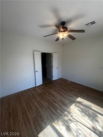 2925 Ivorybill Way, North Las Vegas, NV 89084