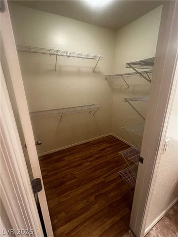 2925 Ivorybill Way, North Las Vegas, NV 89084