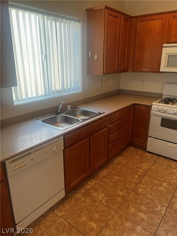 2925 Ivorybill Way, North Las Vegas, NV 89084