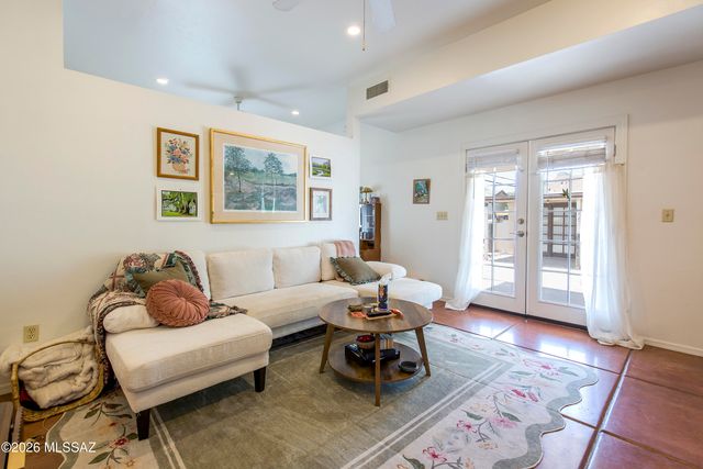 215 S Cherry Avenue, Tucson, AZ 85719