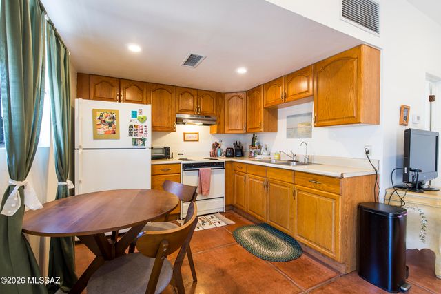 215 S Cherry Avenue, Tucson, AZ 85719