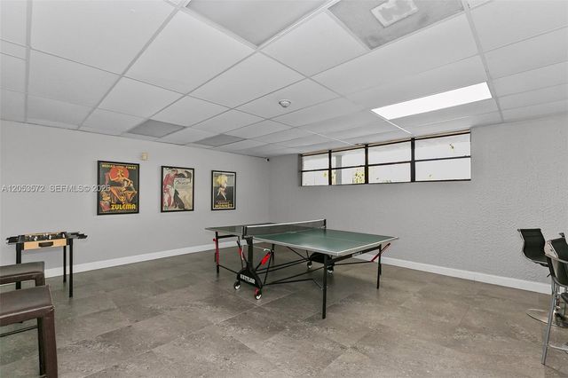 200 Leslie Dr 930, Hallandale Beach, FL 33009