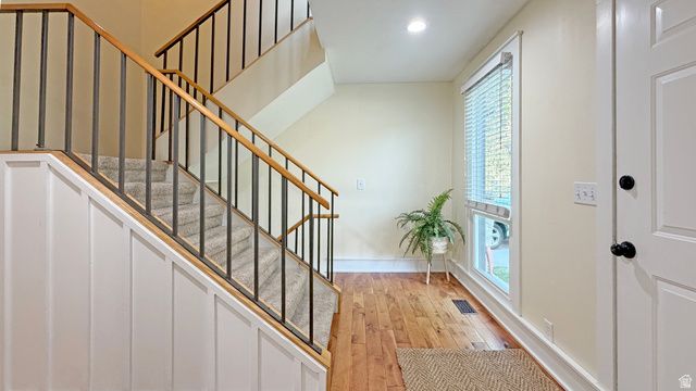 3077 E NORDIC DR, Sandy, UT 84093