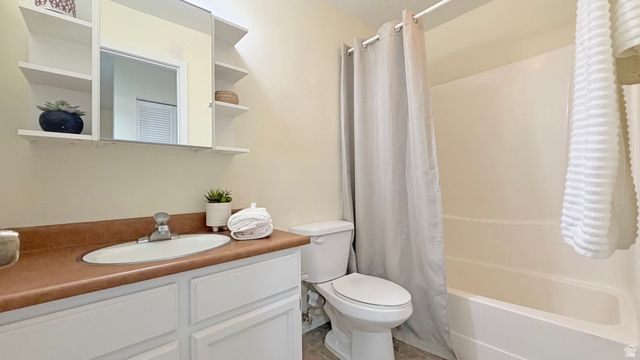 3077 E NORDIC DR, Sandy, UT 84093