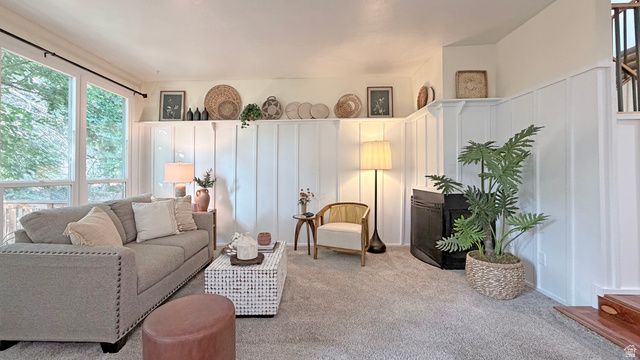 3077 E NORDIC DR, Sandy, UT 84093