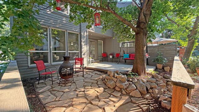 3077 E NORDIC DR, Sandy, UT 84093