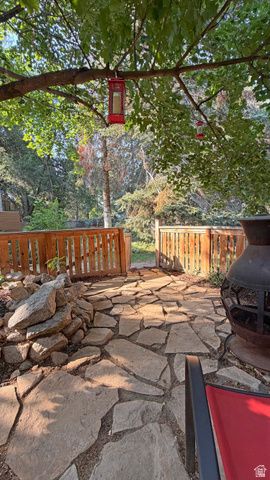 3077 E NORDIC DR, Sandy, UT 84093