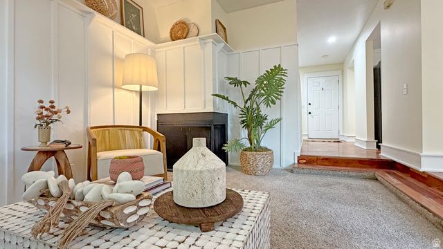3077 E NORDIC DR, Sandy, UT 84093