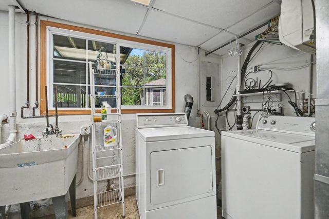 40020 N Adelphi Avenue, Beach Park, IL 60099