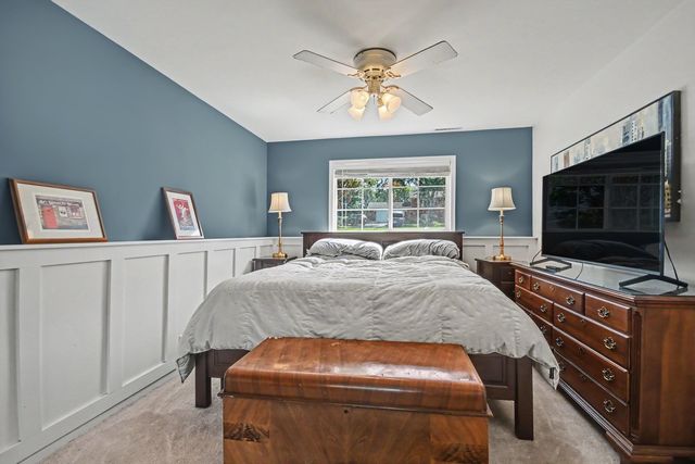 40020 N Adelphi Avenue, Beach Park, IL 60099