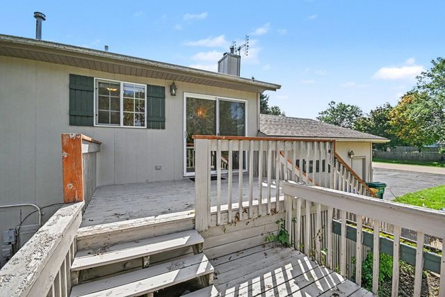40020 N Adelphi Avenue, Beach Park, IL 60099
