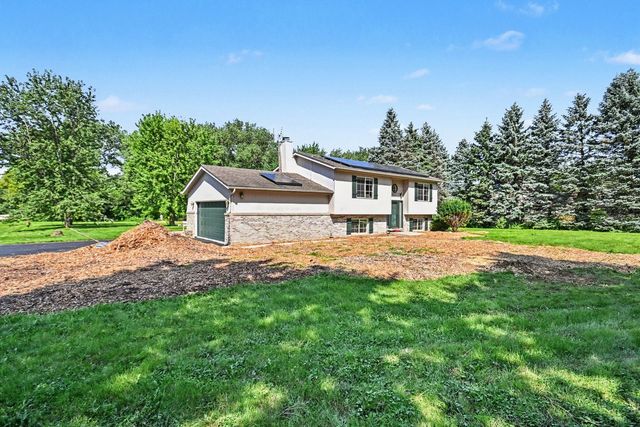 40020 N Adelphi Avenue, Beach Park, IL 60099
