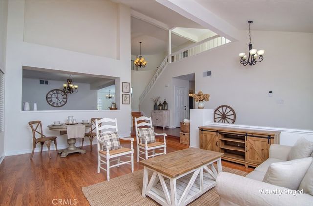 24371 Crestview Drive, Newhall, CA 91321