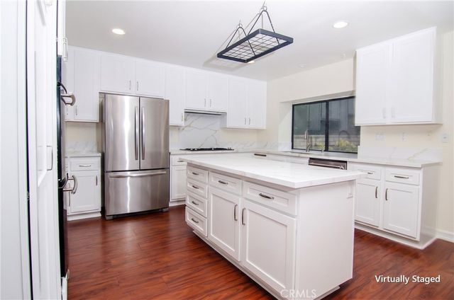 24371 Crestview Drive, Newhall, CA 91321
