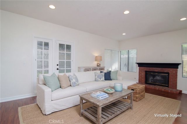 24371 Crestview Drive, Newhall, CA 91321