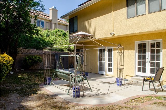 24371 Crestview Drive, Newhall, CA 91321