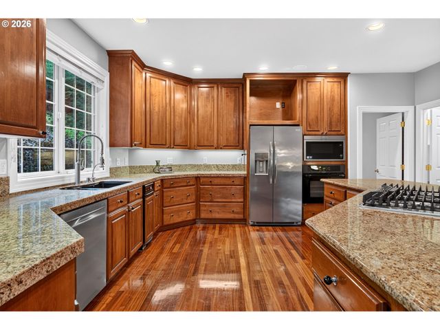 4306 Se AUGUSTA Loop, Gresham, OR 97080