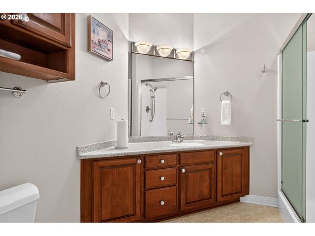4306 Se AUGUSTA Loop, Gresham, OR 97080