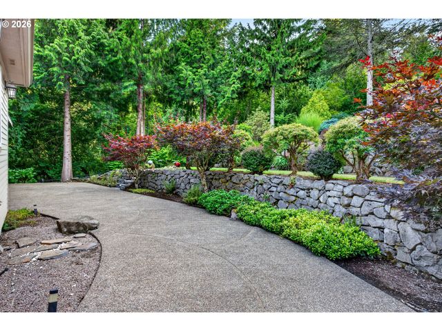 4306 Se AUGUSTA Loop, Gresham, OR 97080