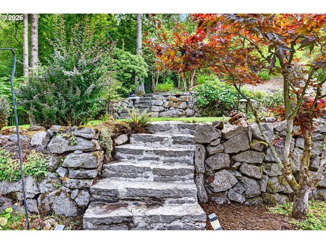 4306 Se AUGUSTA Loop, Gresham, OR 97080