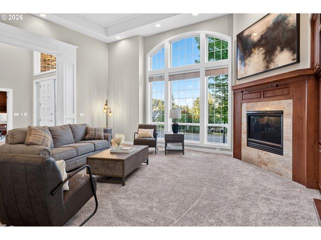 4306 Se AUGUSTA Loop, Gresham, OR 97080