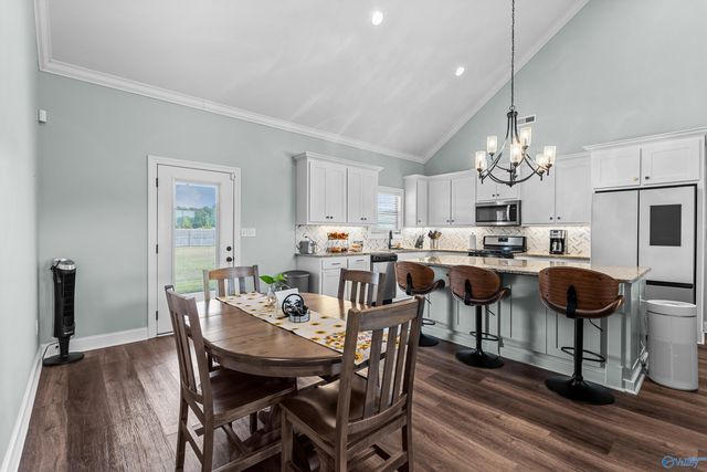 15122 Blackburn Road, Athens, AL 35611