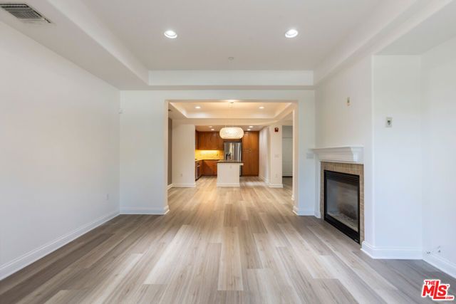 12975 Agustin Place 113, Los Angeles, CA 90094