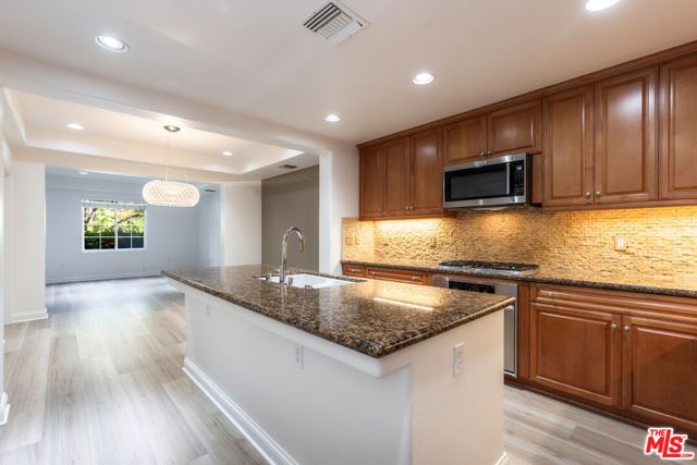 12975 Agustin Place 113, Los Angeles, CA 90094