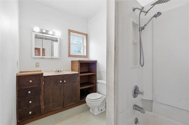 1341 Rhode Island Street, Lawrence, KS 66044