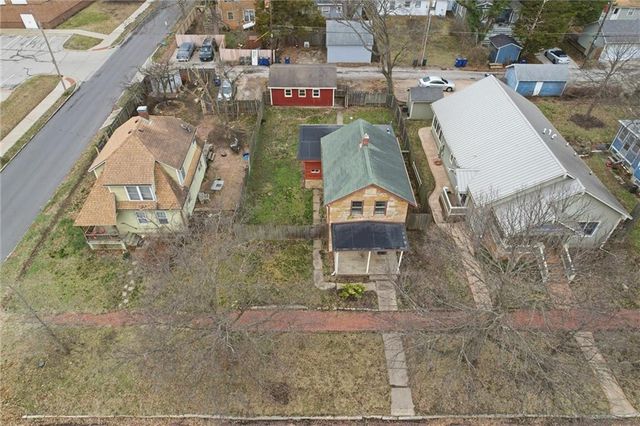 1341 Rhode Island Street, Lawrence, KS 66044