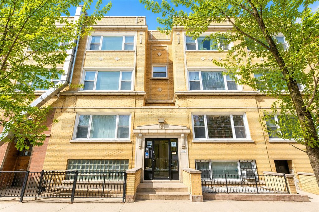 444 W Arlington Place 3, Chicago, IL 60614