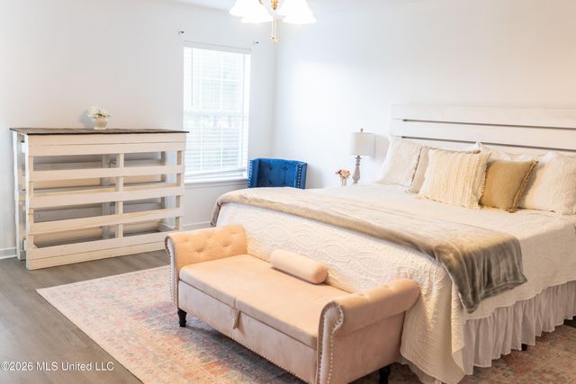 1200 Barnett Bend Circle, Brandon, MS 39047