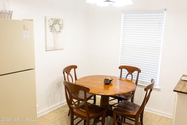 1200 Barnett Bend Circle, Brandon, MS 39047