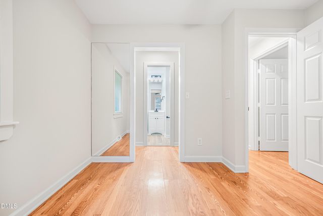 221 Howell Street 100a, Chapel Hill, NC 27514