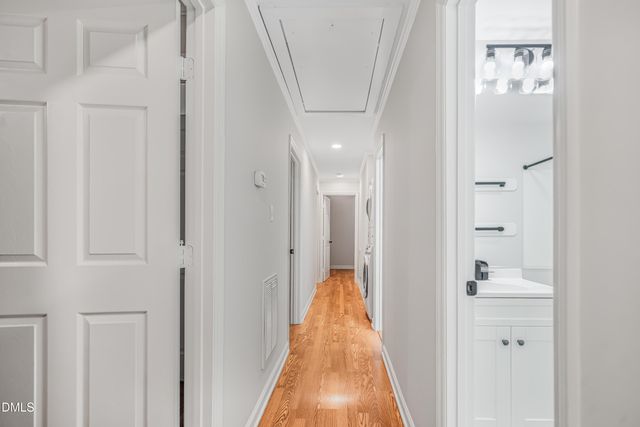 221 Howell Street 100a, Chapel Hill, NC 27514