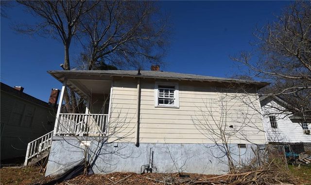 68 Poplar Street, Porterdale, GA 30014