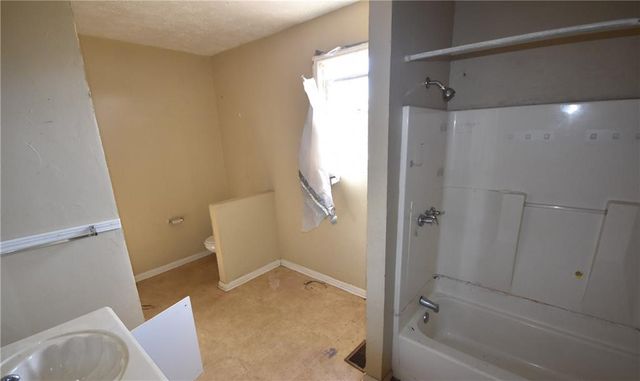 68 Poplar Street, Porterdale, GA 30014